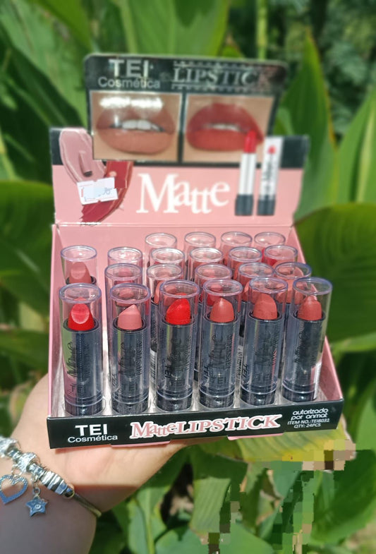 Labial Matte Lipstick